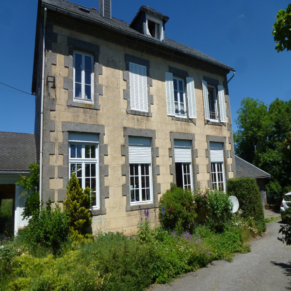 Offres de vente Maison Saint-Sauves-d'Auvergne 63950